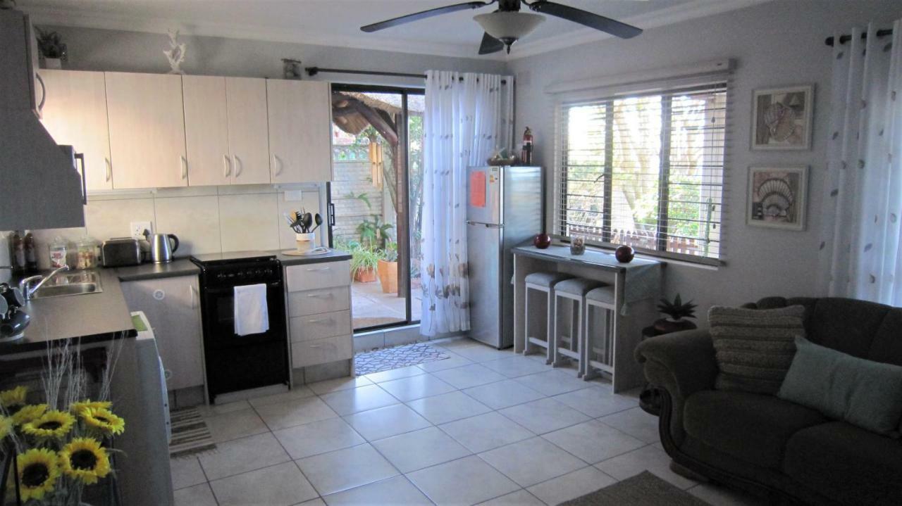 See Rus Self Catering Unit In Westbrook Kzn Private Neat And Cosy Dış mekan fotoğraf